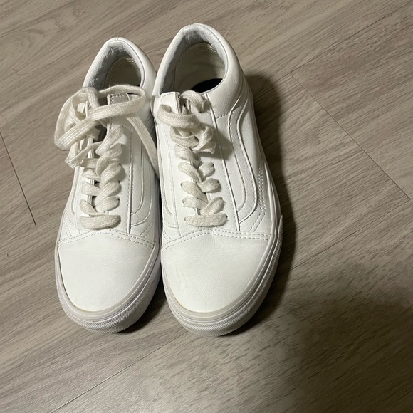Triple White All Leather Vans Size 7.5 Women, Good Used Condition - Picture 3 of 6